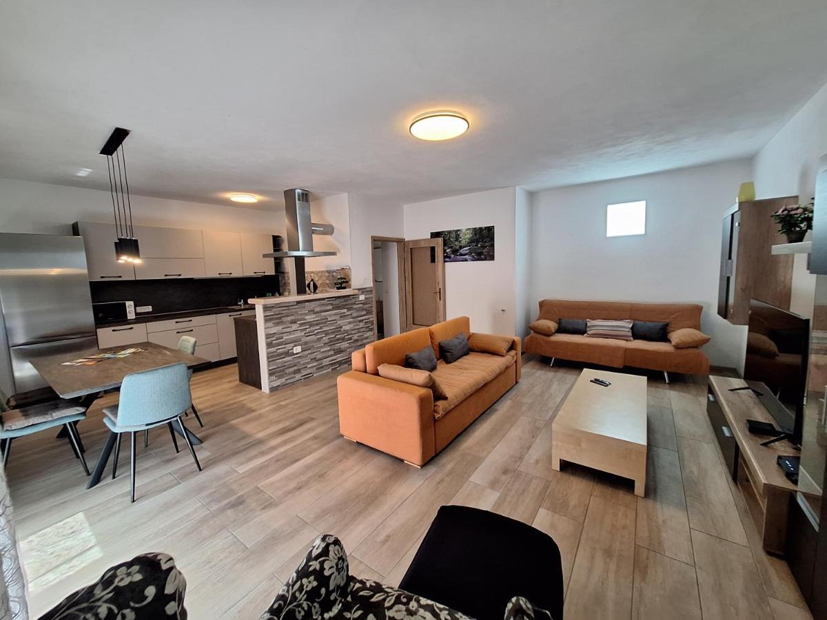 Apartma Kanal ภายนอก รูปภาพ